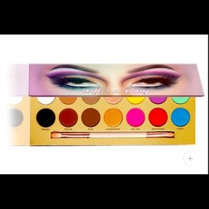 LUNAR BEAUTY ~ Life’s a drag eyeshadow palette